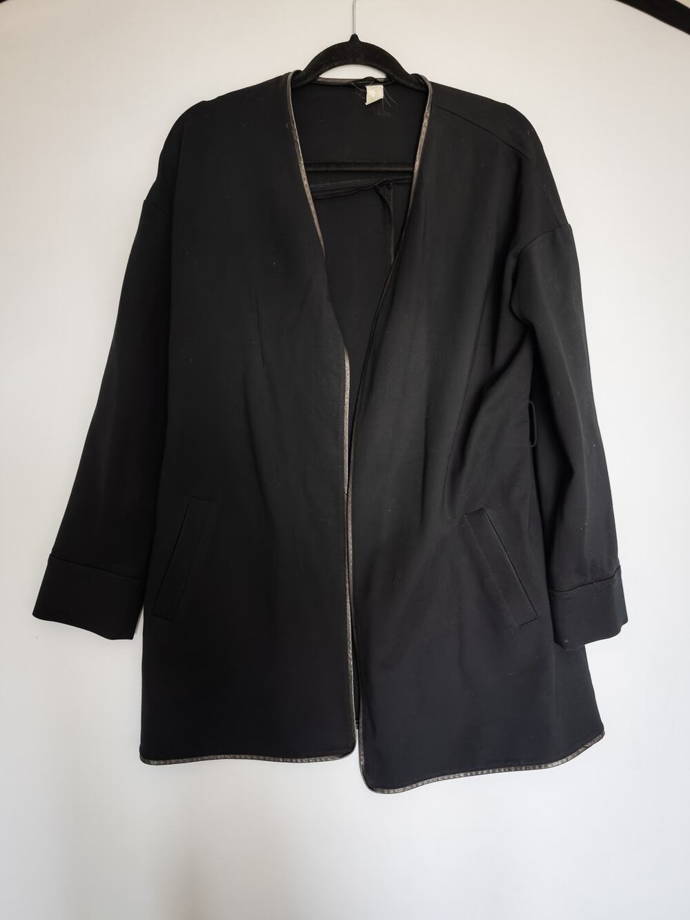 SPANX Black Coat with faux-leather/pleather trim piping Sz Large